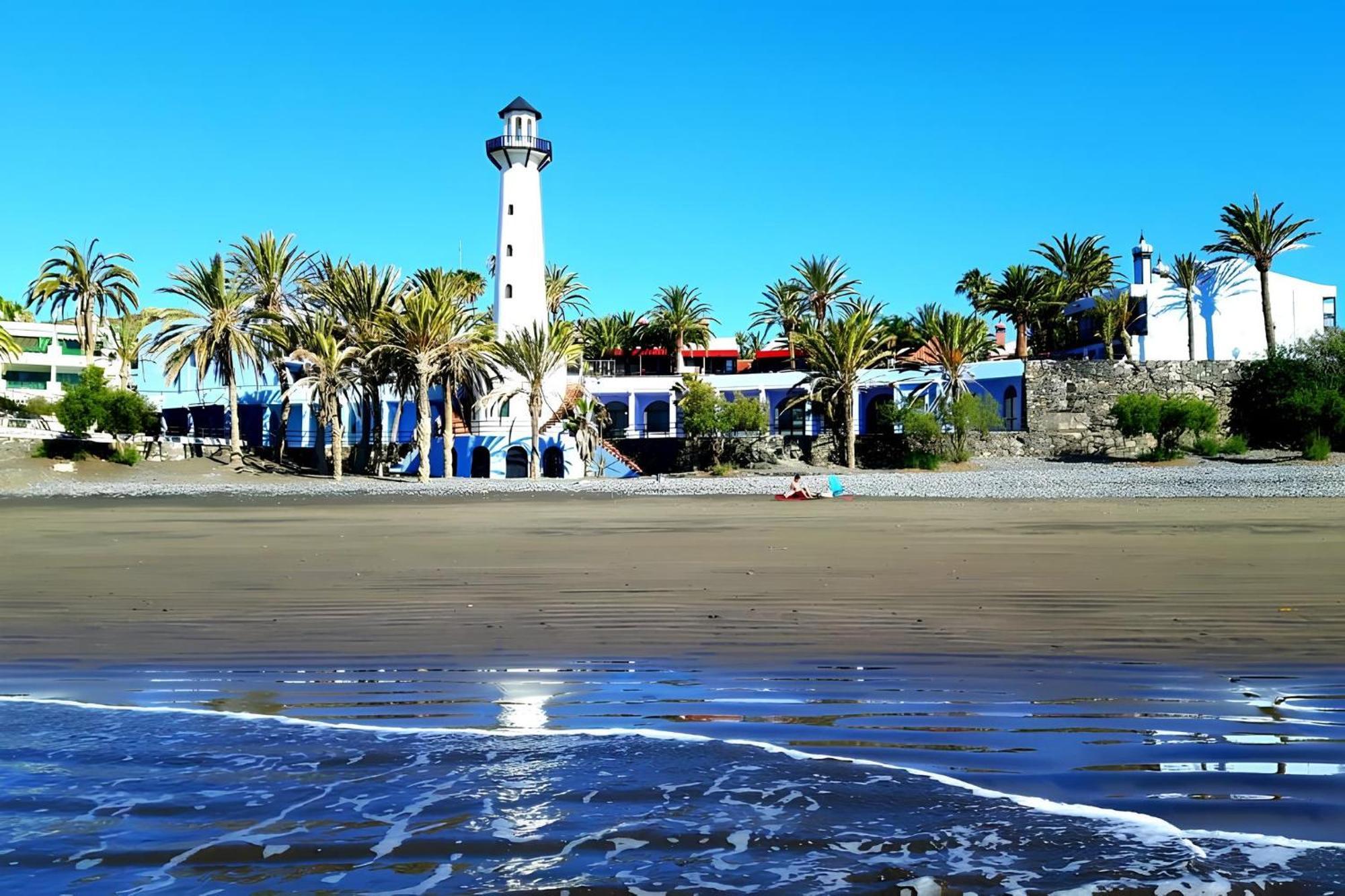 Vistas De Ensueno Al Mar En Vil·la *